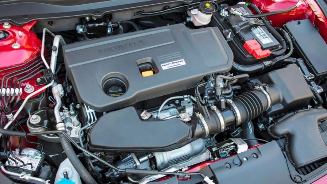 Bìa bài viết phân tích công nghệ động cơ VTEC và i-VTEC của Honda.